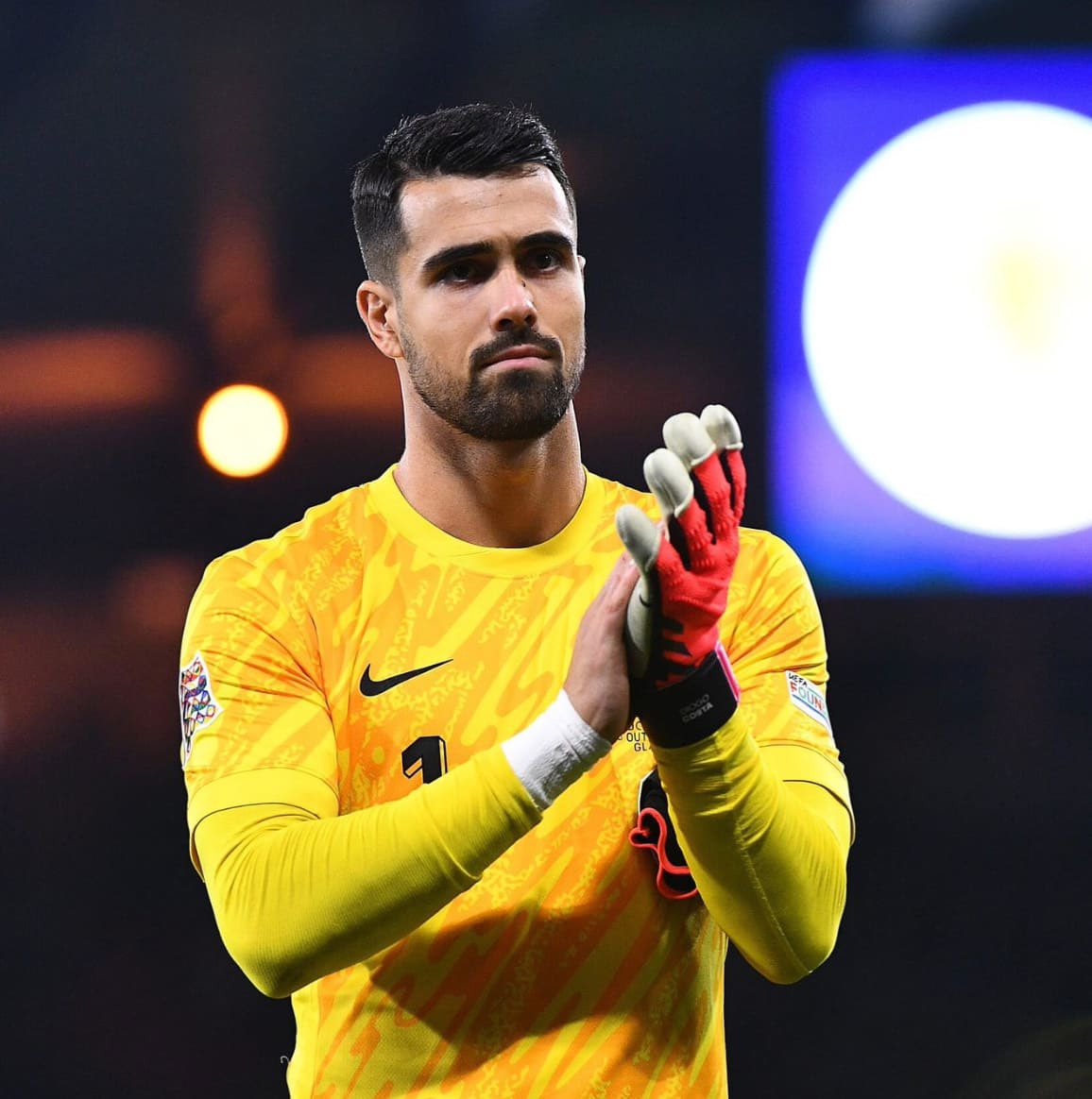 LMDPSG's tweet photo. 🚨 Le PSG serait en discussions avancées avec Diogo Costa ! 👀🧤🇵🇹

🗞️ @gary_dejesus https://t.co/OEa517b3U4