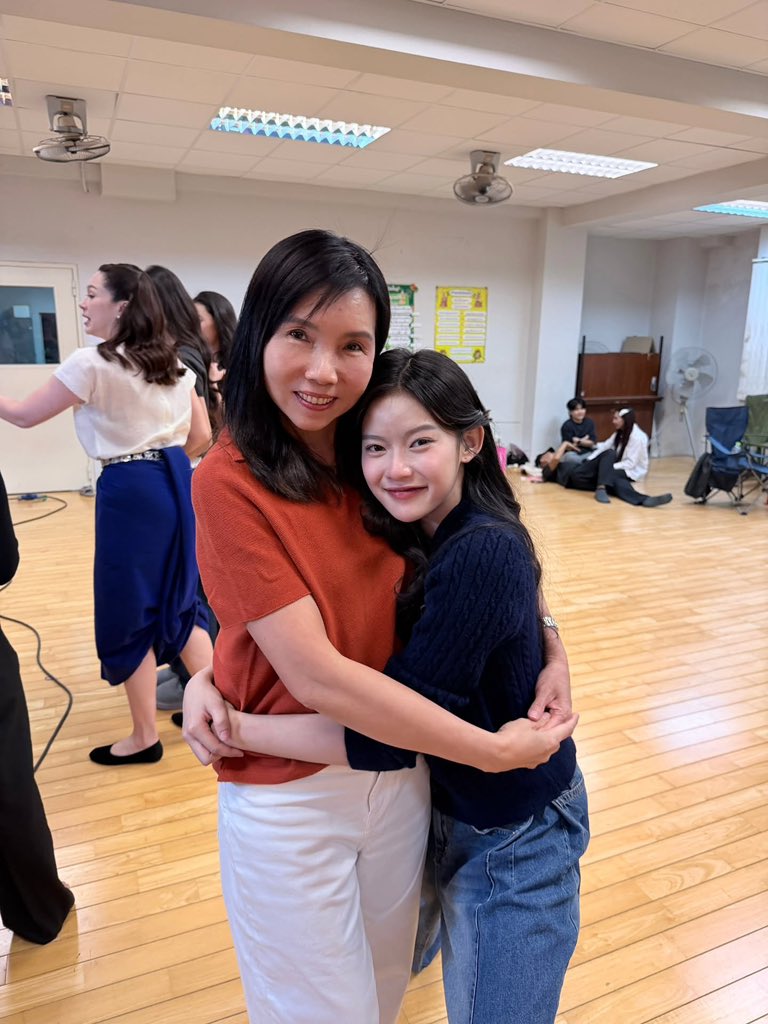 MabelzNation's tweet photo. คิดถึงกองถ่ายแล้ว 🥰🥰🥰

cr.aim_ubon
#Mabelz_PiXXiE #PiXXiE #สอดสร้อยมาลา https://t.co/5WxA90RIWc