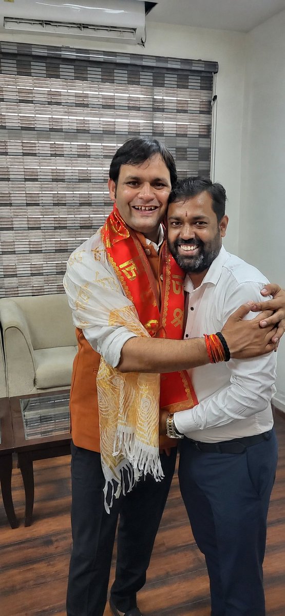 Aksharm85's tweet photo. हरियाणा सरकार में #खेल_मंत्री व युवा मोर्चा के #राष्ट्रीय_सचिव मेरे भाई श्री @GauravgGautam जी को #जन्मदिन🎂 की ढेर सारी बधाई व शुभकामनाएंI 
प्रभु श्री राम की कृपा सदैव आप पर बनी रहे I
@BJP4Haryana
 #HBDAYGAURAVGAUTAMJI #SocialActivistAK @Aksharm85 https://t.co/KLGiVRc4yi