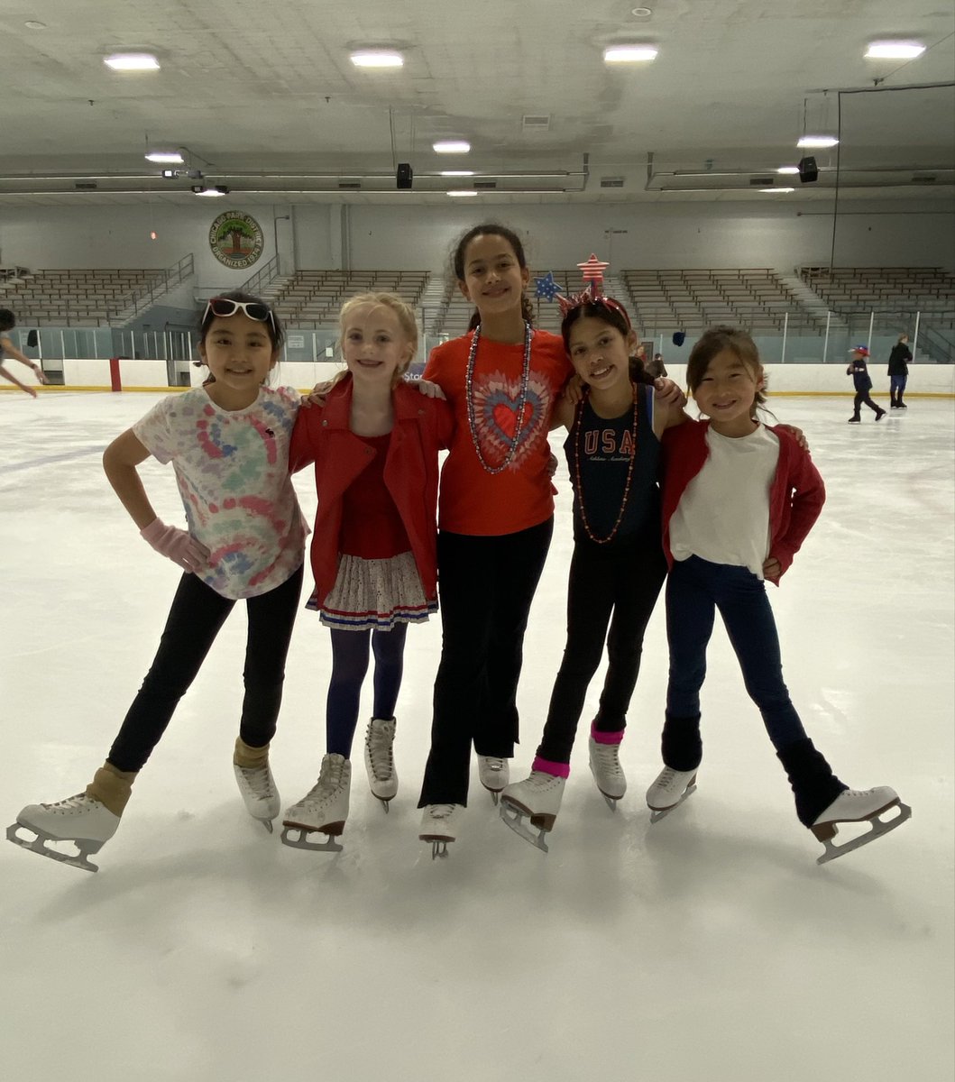 McFetridgeSC's tweet photo. Happy 4th from our Summer Skating Camp at McFetridge! Skaters wore festive attire to celebrate America’s birthday! 🇺🇸⛸️ https://t.co/3j1CbTBuyJ