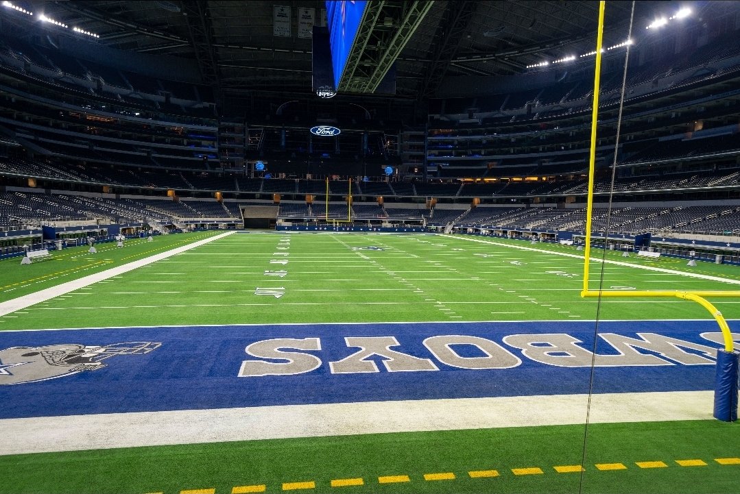 HogfarmerChris's tweet photo. Just locked in my Commanders Vs Dallas tickets week 2. 

124 Row 8 (Row 1) with @hogfarmerkj
🎟-@TickPick 🔥🫡 #RaiseHail https://t.co/fhTDNS3SDE