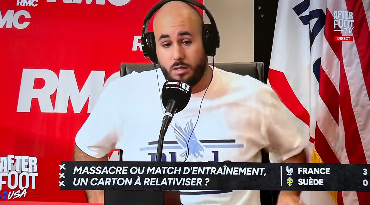_BeFootball's tweet photo. 🚨 Walid Acherchour 🎙️: « MBAPPÉ EST À LA HAUTEUR DE ZIDANE ET PLATINI DANS L’HISTOIRE DE L’ÉQUIPE DE FRANCE. 🐐🇫🇷 

Il faut arrêter de prendre des pincettes ou d’être dans la nostalgie (…) POUR MOI, IL EST À LA HAUTEUR DE CES MECS-LÀ, ET IL VA SÛREMENT DÉPASSER CE PLAFOND. »

(@AfterRMC)