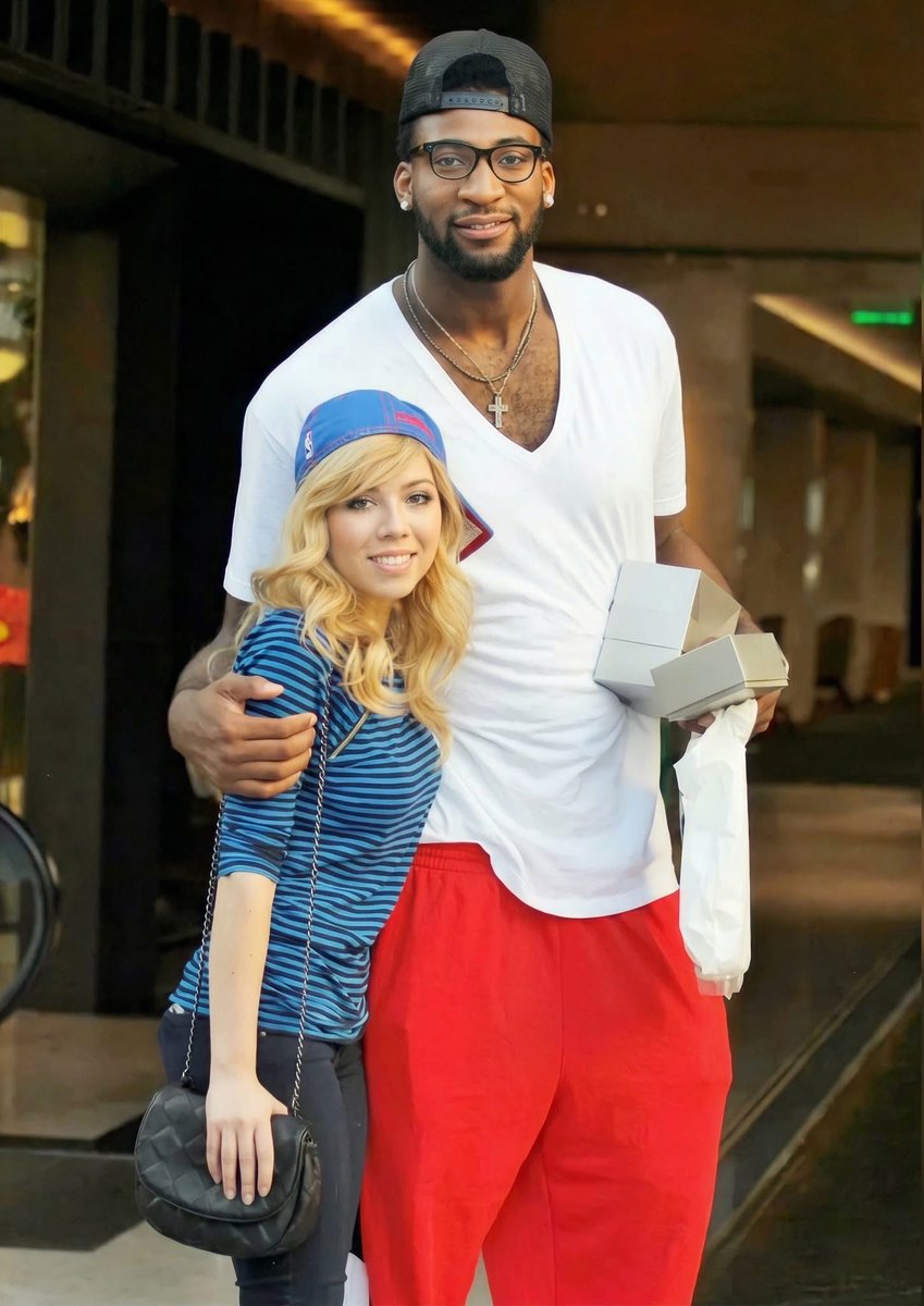 foundallsaint's tweet photo. I’ll never forget when Andre Drummond dated Sam from iCarly for about a week 💀 https://t.co/jKaSzG672w