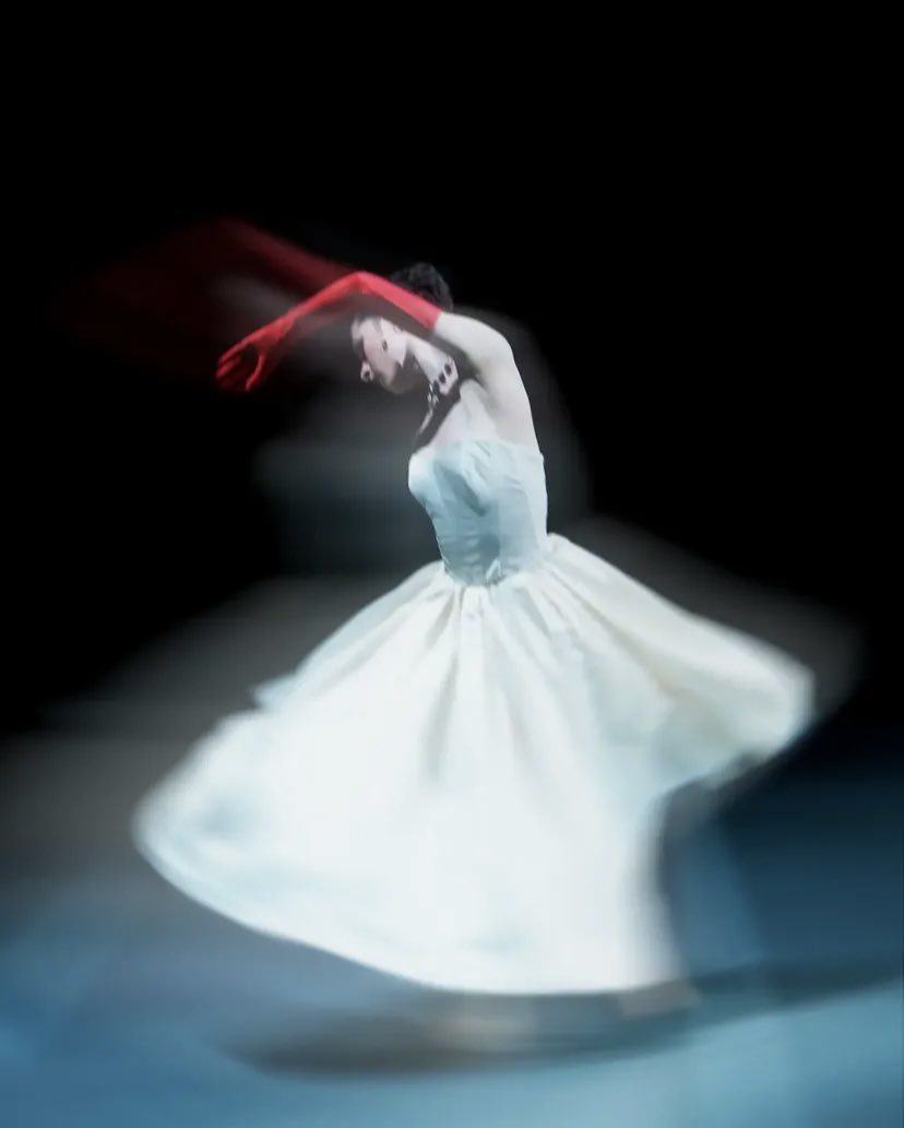 hrstylearchive's tweet photo. Max Sevagin’s “Anna Karenina” for the Stanislavsky Music Theatre 🥀 https://t.co/FHoWQZMtJV