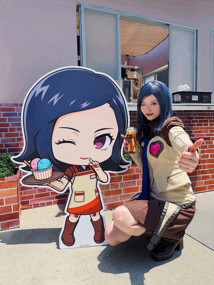 _futsure_'s tweet photo. Anime Expo2026 Day-2
始まりました！

AXにはP4のジュネスが出店中🏬
歴代主人公のコラボドリンク・アイスが楽しめます✨

P2罰のドリンクは黒糖ミルク🧋
美味しいです😋

#P30th  #AX26 #AX2026 https://t.co/x1dVbZWivl