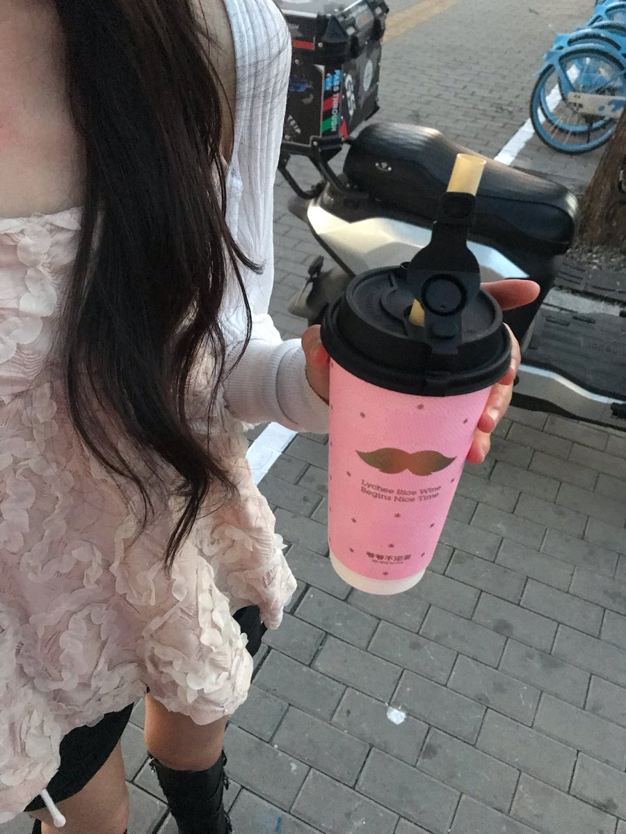 ljhion's tweet photo. TheB eijing https://t.co/XUwJPkd4hz
