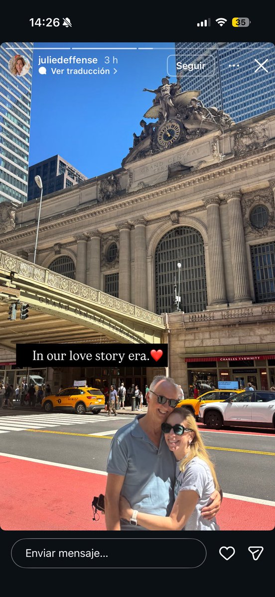 dear_reader18's tweet photo. Una pastelera de lujo premiada acaba de llegar a NY con ESTA CAJOTA y subió estas historias 🫪🫪🫪 https://t.co/ebf0jI3scL