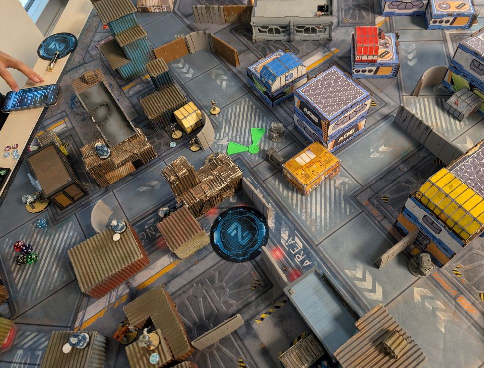 lesLudoboys's tweet photo. Les descendants d'Achille affrontent des spécialistes de la conquête spatiale. La conclusion est simple : personne n'avait prévu ça au programme d'histoire. #infinitythegame https://t.co/xt4wmWTQmU