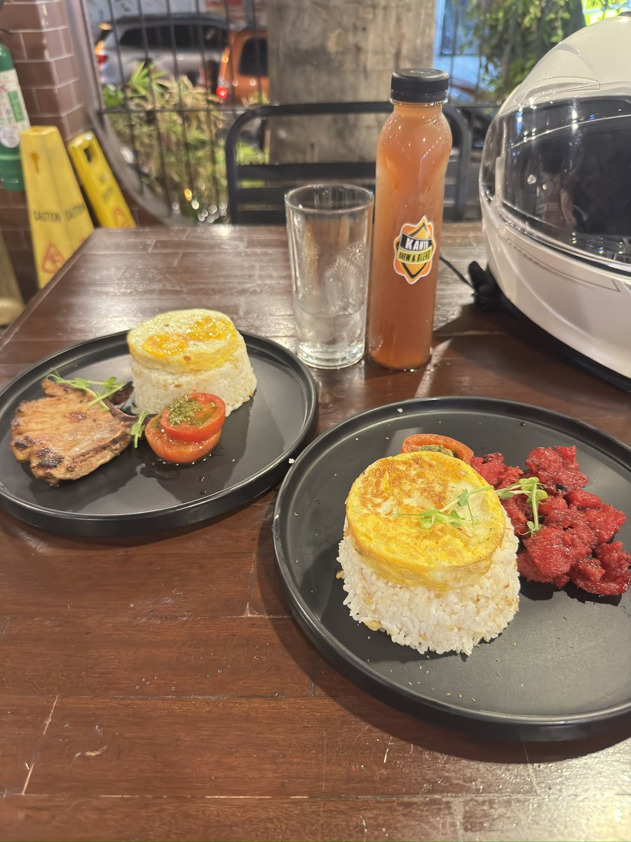 itsmejaycee10's tweet photo. mas madami yung gained calories kesa sa burned… 🤣🤣🤣 https://t.co/d0OW72UcBL