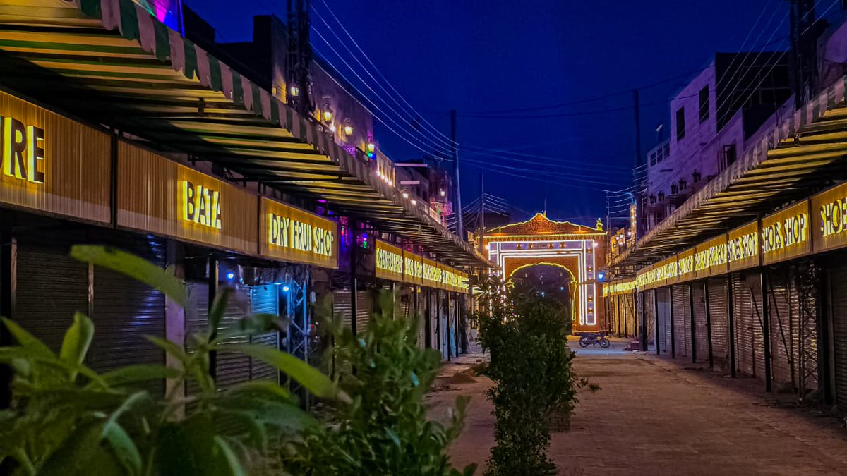 zaibi_pmln's tweet photo. Model Bazaar Muzaffargarh 💚 👏🏻 https://t.co/zYoc2uRejn