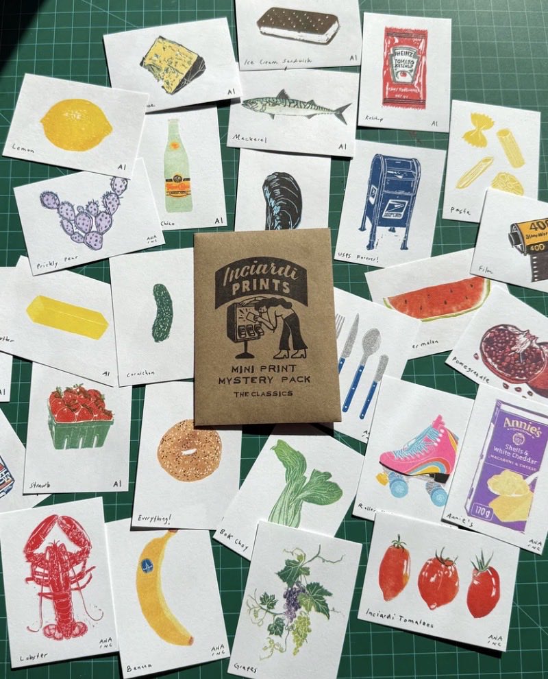 AdamsMorganNews's tweet photo. Check out the “mini print” vending machine in front of Garlic Girl Vintage. 
Tokens for the $1 prints can be purchased at the shop at 1830 Columbia Rd.
There are now 200+ Inciardi vending machines across the country.
https://t.co/uZEUEl0ePR https://t.co/7y7JBBYhru