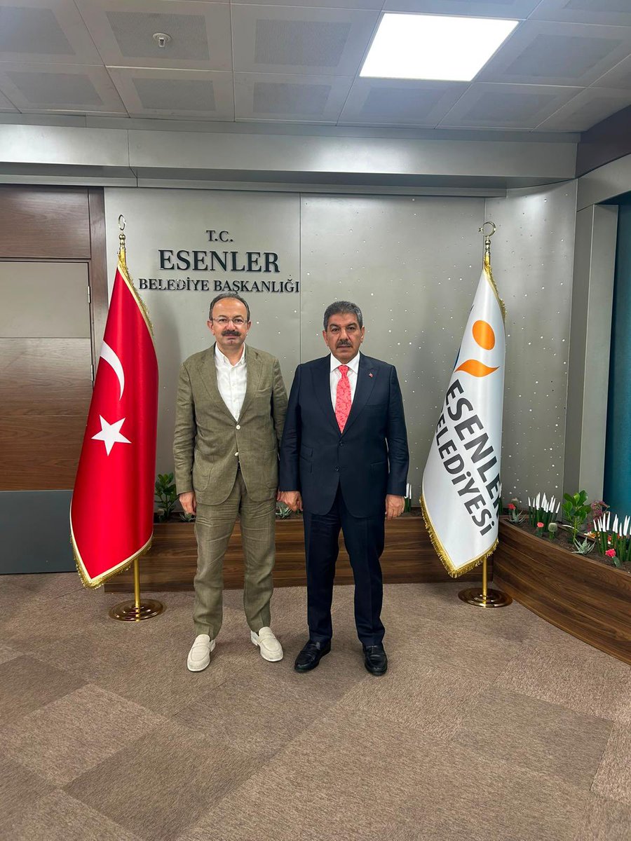 Temelbasalan's tweet photo. 📍Esenler

Ordu Dernekleri Federasyonumuzun (ORDEF) kültür evi projesini gerçekleştirebilmek için Esenler Belediye Başkanımız Sn. Tevfik Göksu’yu, Öneceki Dönem Milli Eğitim Bakanımız Ordu Milletvekilimiz Sn. Prof. Dr. Mahmut Özer, ORDEF Genel Başkanımız Necati Özdemir, Önceki Dönem İl Başkanımız Selman Altaş ve Sefa Yüce başkanımızla birlikte ziyaret ettik. 

Sayın Başkanımıza nazik misafirperverlikleri için teşekkür ediyorum.

@prof_mahmutozer 
@tevfikgoksu