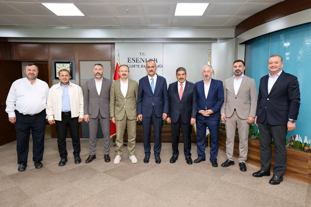 Temelbasalan's tweet photo. 📍Esenler

Ordu Dernekleri Federasyonumuzun (ORDEF) kültür evi projesini gerçekleştirebilmek için Esenler Belediye Başkanımız Sn. Tevfik Göksu’yu, Öneceki Dönem Milli Eğitim Bakanımız Ordu Milletvekilimiz Sn. Prof. Dr. Mahmut Özer, ORDEF Genel Başkanımız Necati Özdemir, Önceki Dönem İl Başkanımız Selman Altaş ve Sefa Yüce başkanımızla birlikte ziyaret ettik. 

Sayın Başkanımıza nazik misafirperverlikleri için teşekkür ediyorum.

@prof_mahmutozer 
@tevfikgoksu