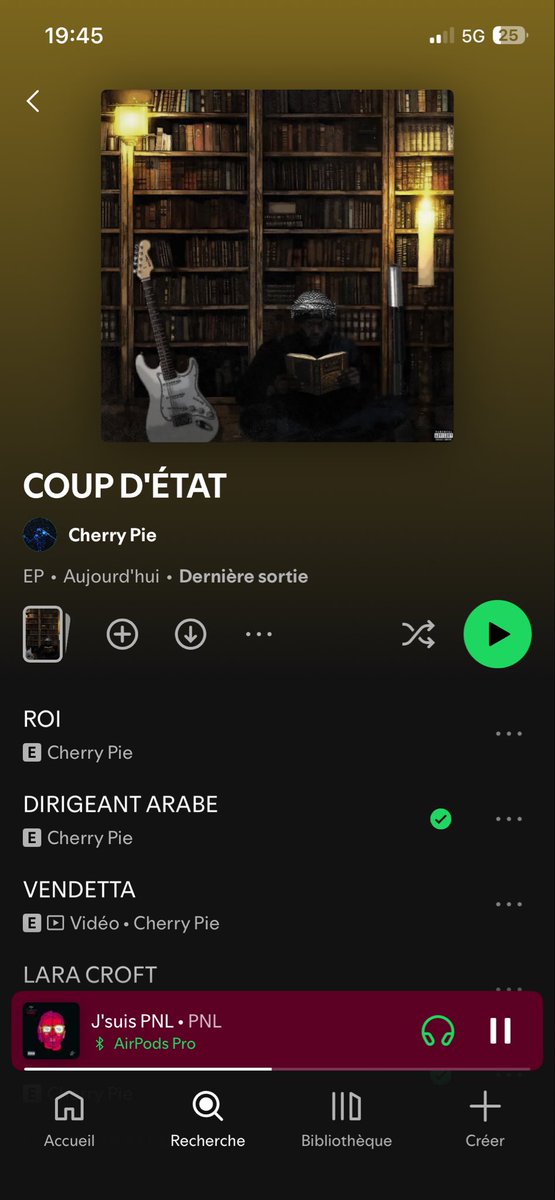 azulmpmp's tweet photo. maintenant que le projet est finalisé jcrois qu’on peut dire que c’est MINIMUM top 3 rap fr de cette année https://t.co/xfpDea3BsN
