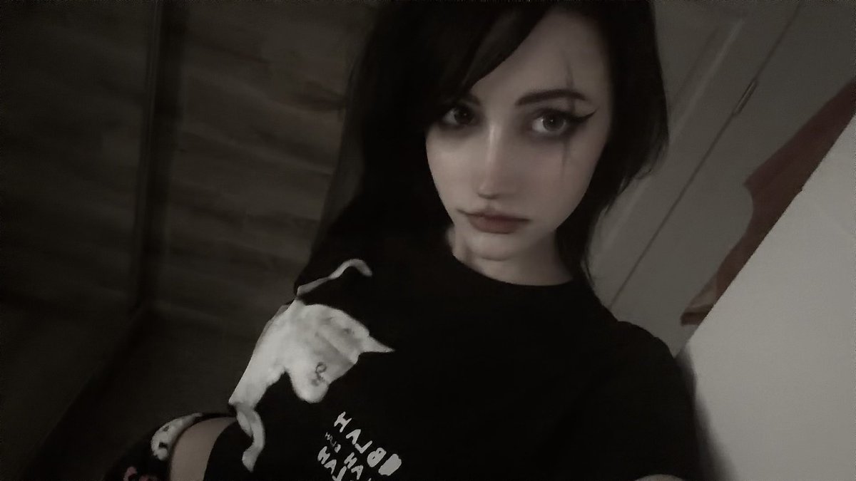 hateforrin's tweet photo. He manipulated me, I hate him! But if we think about it... his manipulations were perfected, HE'S A GENIUS! https://t.co/azN7zbAXJg