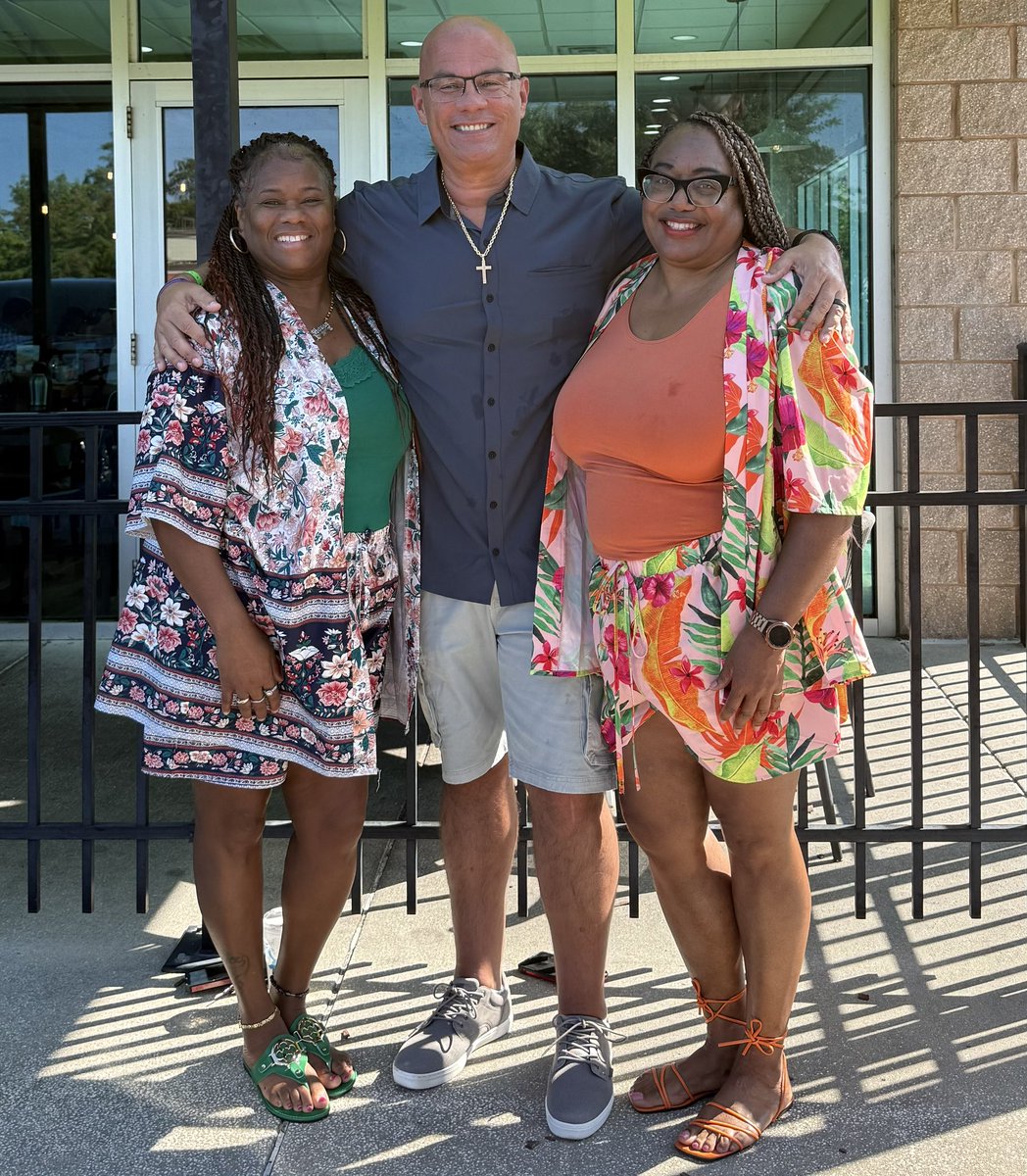 OfficerNorman's tweet photo. What a morning in PCB! I had the pleasure of meeting and having breakfast with Eric and Reesha who traveled in 2 hours from Pensacola. Also met Sharon and Kim from here in PCB! Then I met Selina from Panama City! I finished up by meeting sisters Cohollie and Nichole who traveled in from Dothan, Alabama! All this before noon! So great to meet everyone!