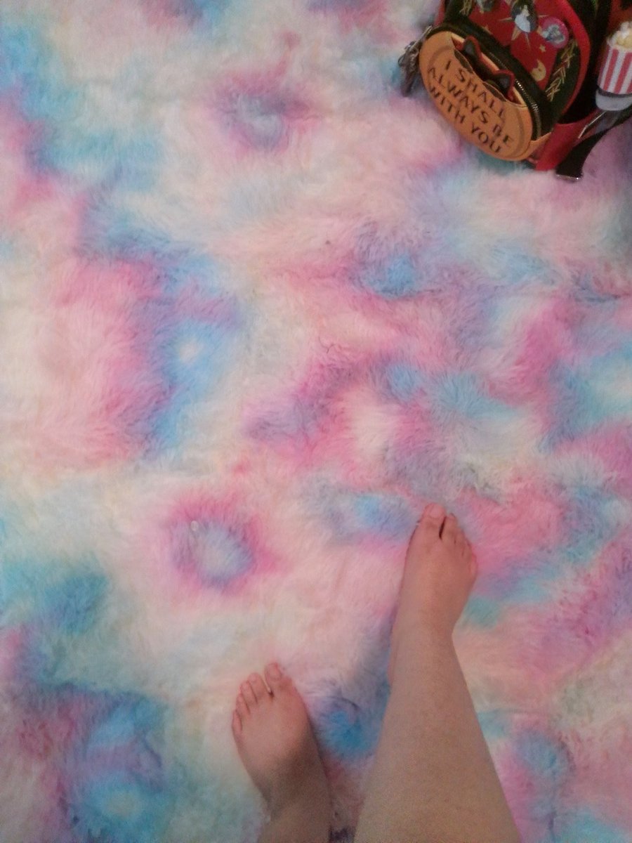 Milkyvoiceacts's tweet photo. New Pansexual Rug and Trans Bedsheets/Blanket. Glad to see my Mom supports me. PRIDE WILL FOREVER LIVE ON🏳️‍⚧️ #Transjax #Transgender #Transmasc #Pride https://t.co/Ei7AQNdPQx