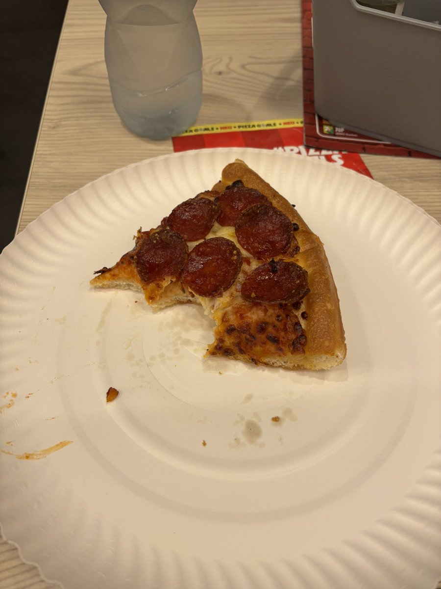 00mewo's tweet photo. #bullshitposting https://t.co/ahpi7uKMbU