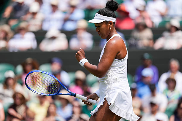 TheTennisLetter's tweet photo. Aryna Sabalenka and Naomi Osaka will face each other in the Wimbledon Round of 16. 

Aryna leads the head to head 3-1 and has beaten her all 3 times they played this year. 

They’ve never played on grass. 

Who wins? https://t.co/utwDi0JuFv