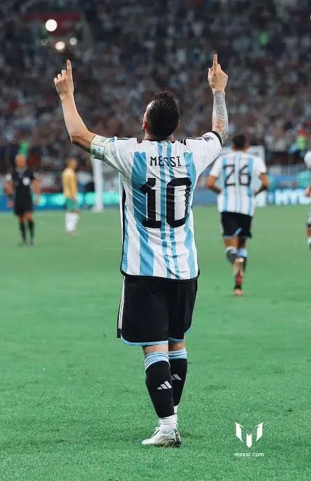 ItsNickCovers's tweet photo. 💰6-2 on the week let’s keep it going💰

Perfect 2-0 last night🤑

7/3 FULL CARD

- 2u Messi anytime goal scorer (-180)

- 2u Egypt to advance (-140)

Let me hear your soccer bets below⬇️

Let’s stay hot🔥

#Gambling𝕏 #Fanduel https://t.co/mVuXKS00N8