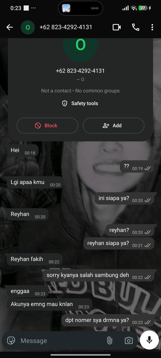 arilharrison's tweet photo. ada yang tau nomer ini atau pernah ngalamin sama hal kaya gini. tolong dong kasih tau orangnya bagi yang tau, pengen injek injekin nih kepalanya. berani berani banget soalnya ngirim kaya gini ke cewe gua! #undip #semarang #tembalang https://t.co/uBkS3Jz6RU