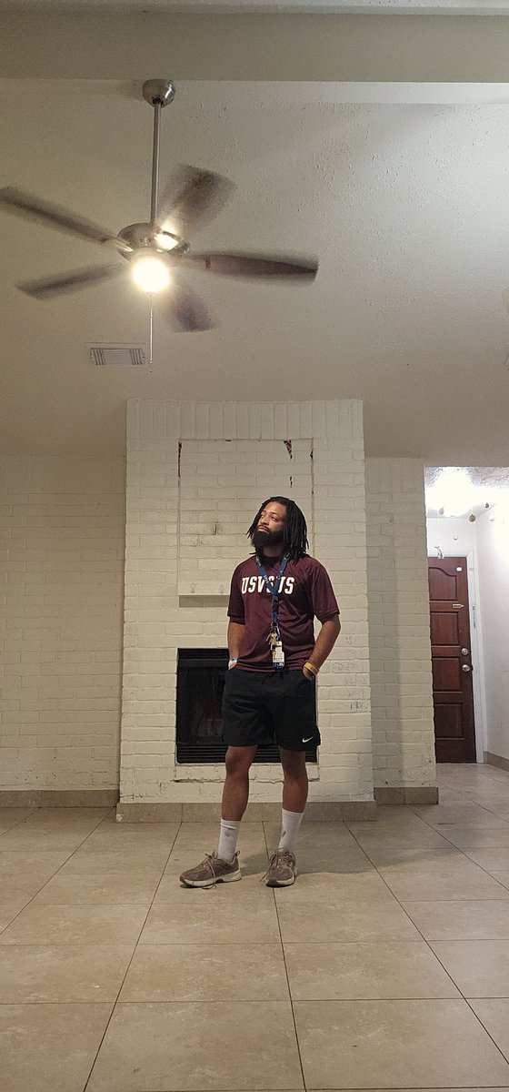 cedrickfinnie's tweet photo. Finally moved out of my Houston house! So happy to be back in the DFW metroplex, and excited to write this next chapter of my life. 
Thanks to everyone I worked with in Cypress/Sugar Land. And thanks to @CoachRT1988 for the opportunity to get back up here. Let's work! #UsVsUs https://t.co/dEU7Qv0lPN