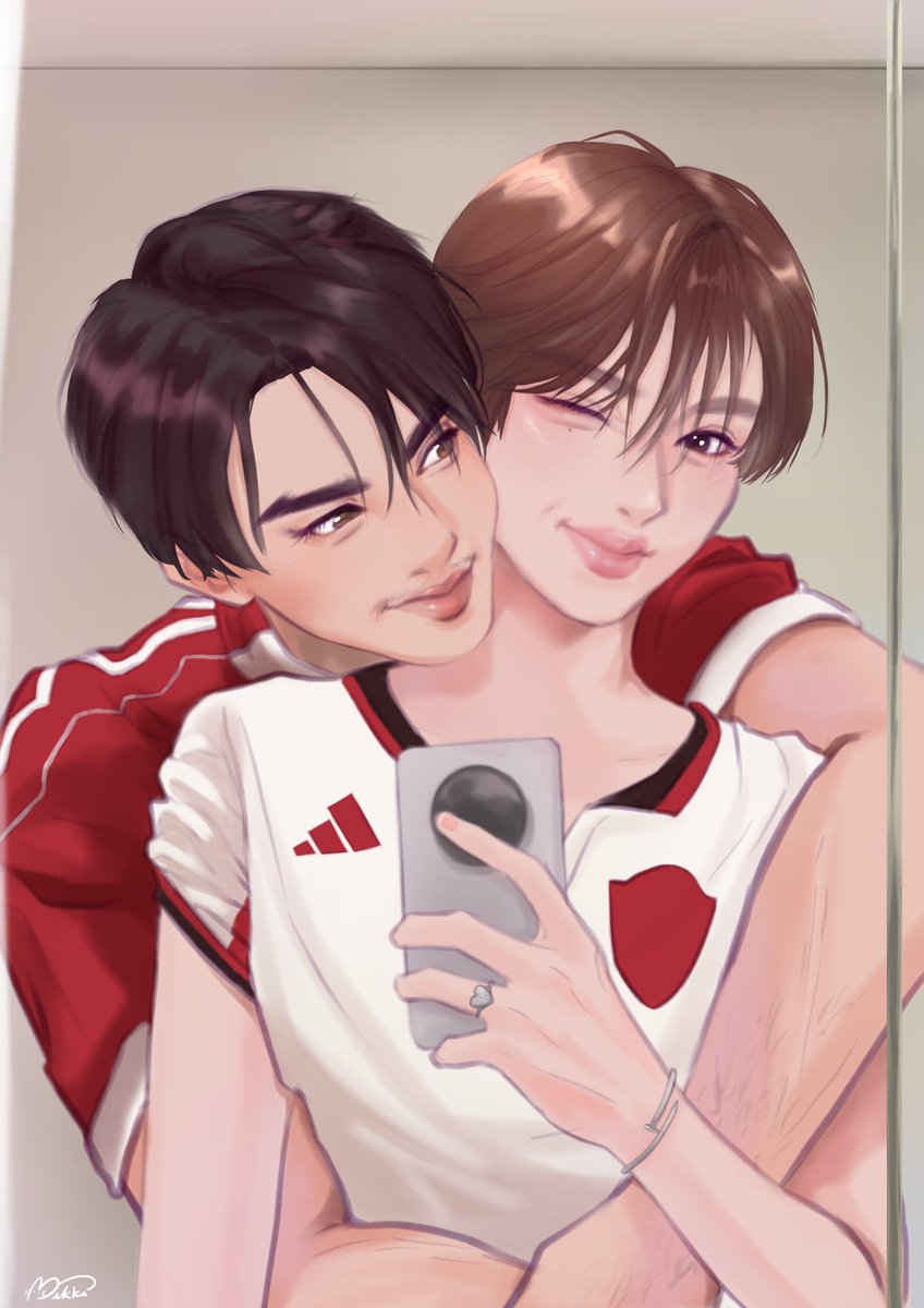 mikkakatkat's tweet photo. mirror selfie+football night! with #KengNamping
✨ bonus 2nd panel where keng rubs his mustache on namping 😌 https://t.co/kGYPEZJoaN