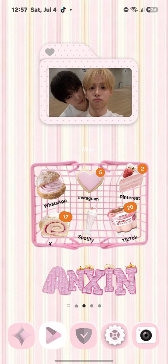 cimaniys's tweet photo. tema hp vs keyboard https://t.co/d2XAJDL0Lr