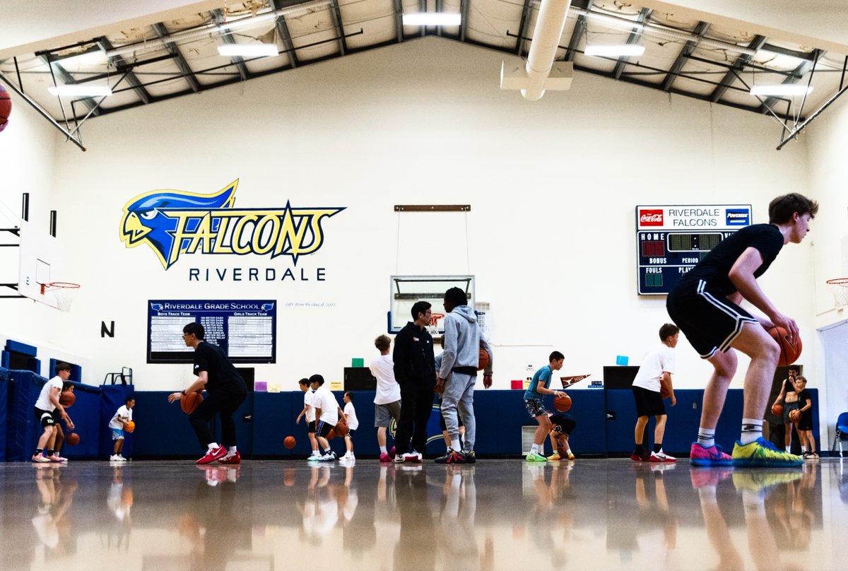 CoachCho's tweet photo. Awesome week #3 of camps, at Riverdale Grade School. 

Week #4 kicks off Monday in Hilsboro, at Quatama Elementary School! 

https://t.co/8ggz0Oxv89 https://t.co/7efkTosqbc