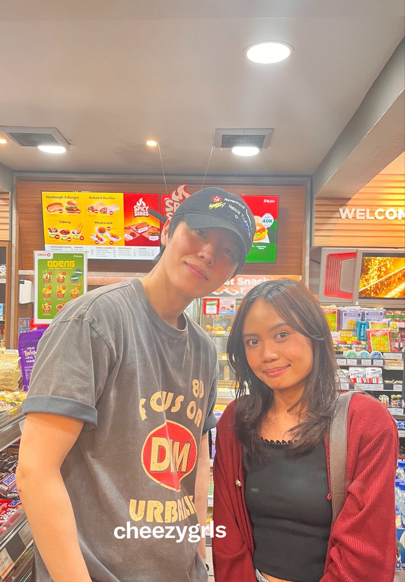 cheezygrls's tweet photo. mo nangissss cakep bgt 😭😭 https://t.co/aOEt6E0yyW