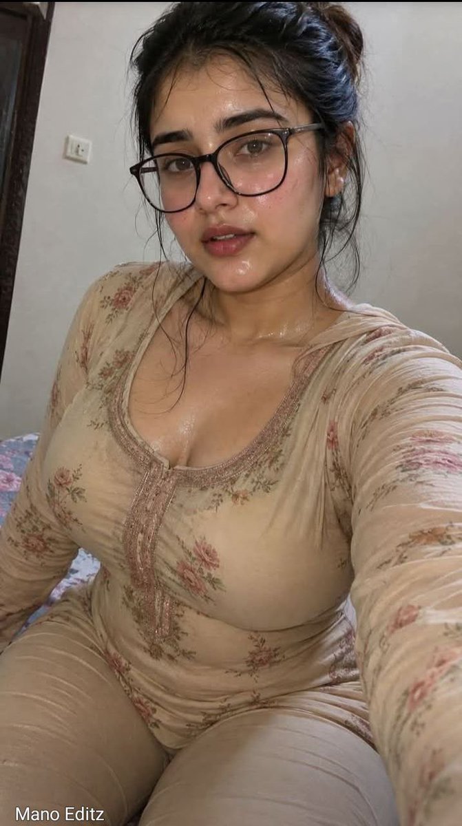 unknownchillyy's tweet photo. Jaipur ki garmi 🥵 https://t.co/egc0S91Ib0