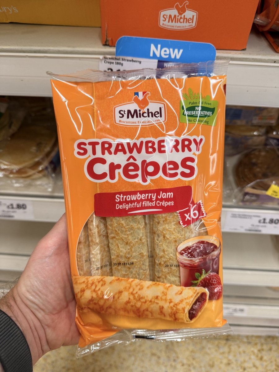 All_Things_New_'s tweet photo. St Michel Strawberry Crêpes! 🥞🍓 At Sainsbury’s @StMichel #stmichel #strawberry #crepes #wellthisisnew https://t.co/ILm2MoUNrK
