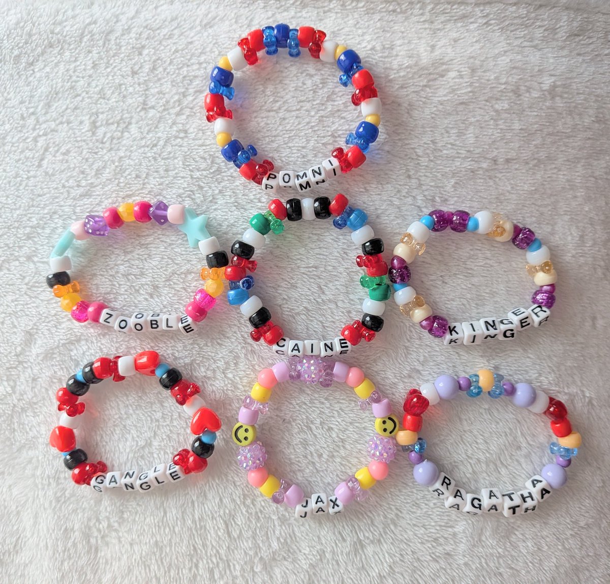 seeminglystarry's tweet photo. the amazing digital bracelets 
#tadc #theamazingdigitalcircus https://t.co/2er95YwHNU
