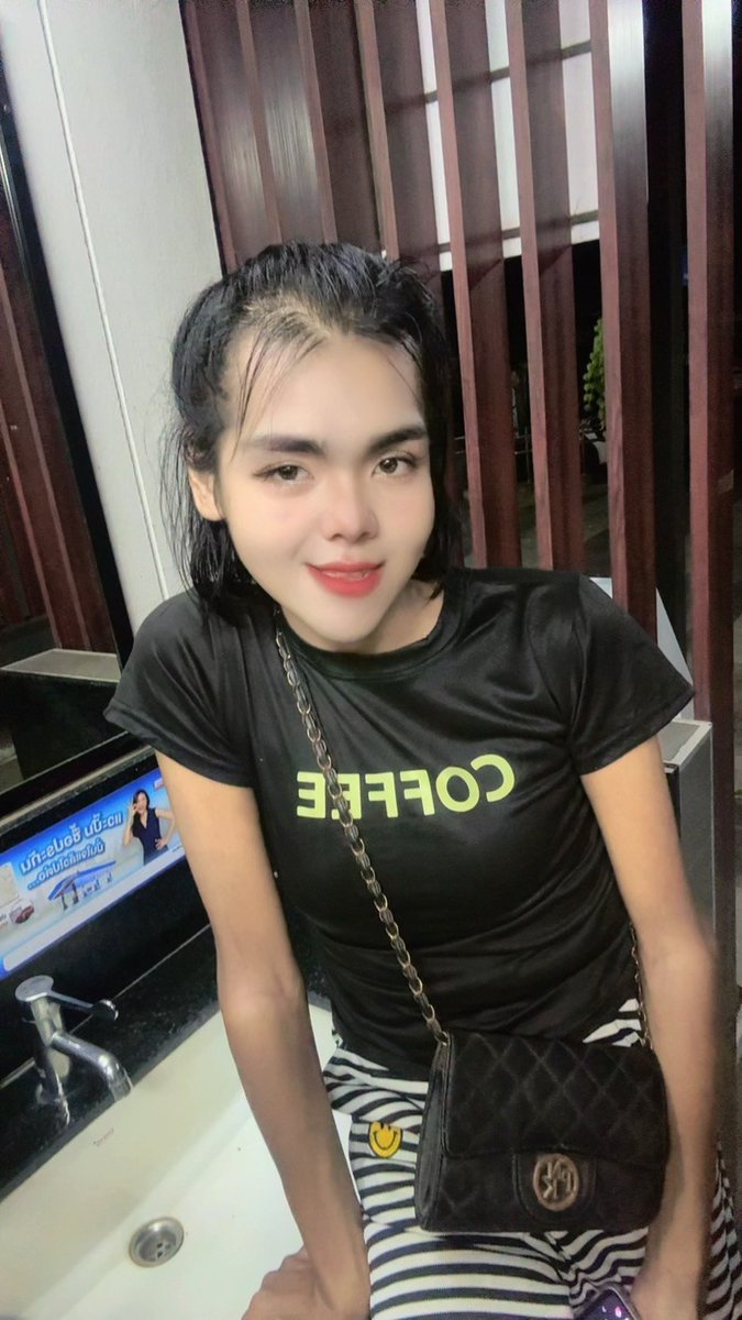Phone2003n's tweet photo. สาวสองค่ะทุ่งสงทักมาคะ https://t.co/eugCzCHMK6