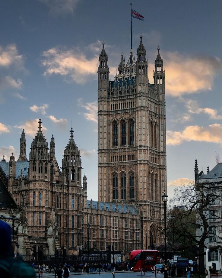 PerseusLeGrand's tweet photo. ENGLAND IS BEAUTIFUL. https://t.co/nvERYCtOkL