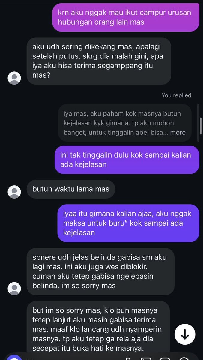 bziize's tweet photo. abis nyegat cowoku masih sempet nge dm cowoku buat ninggalin gue biar gue bisa balik sm dia, ewww. masih banyak bukti chatnya tp takut draining kl gue spill semua karna dia yapping berbait bait. bisa kali kalo jadi buku? https://t.co/lCIgaoraGc