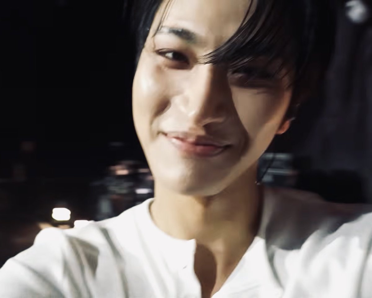 tinysag's tweet photo. Raise your hand if this is the light of your life at least once a day:

#SEONGHWA #성화 https://t.co/gfdlmMGWCM