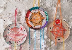 santcliment's tweet photo. 🌙Taller «Fes el teu atrapa-somnis» a la Biblioteca Ca l’Altisent! 📚

📅 6 de juliol
🕕18 h

🧶 Vine a gaudir d'un nou taller creatiu i lúdic on podreu crear el vostre propi atrapa-somnis. 🌈

👩‍🏫 A càrrec de l’equip de la biblioteca.

👨‍👩‍👧‍👦 Activitat adreçada a públic familiar. 💚 https://t.co/bKG3MHgrrz
