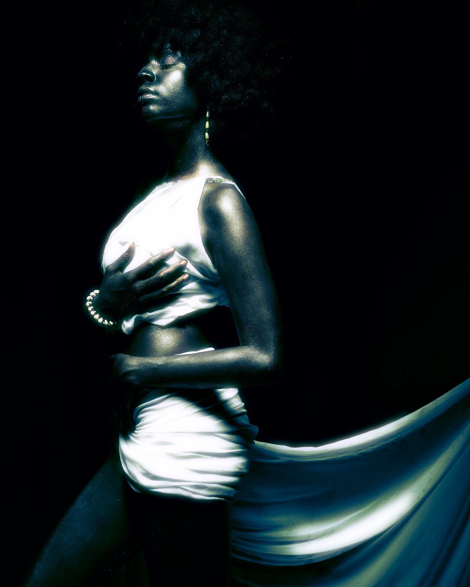 AkanimoEyo's tweet photo. “Cosmic Skin” Creative direction + Styling by Akan, 2026. https://t.co/nTWHrDhRg7