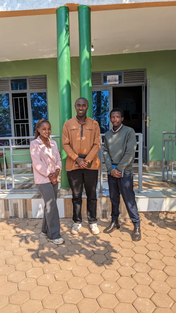 HealingHearts78's tweet photo. We are honored to welcome Dr. @ChasteUwihoreye , Clinical Psychologist &amp; a former Country Director of @UyisenganImanzi , as Mentor &amp; Advisor to the @HealingHearts78 Advisory Board.
His expertise in trauma recovery and youth mental health strengthens our mission.
@IGIHE https://t.co/ZCUmBh3oq6