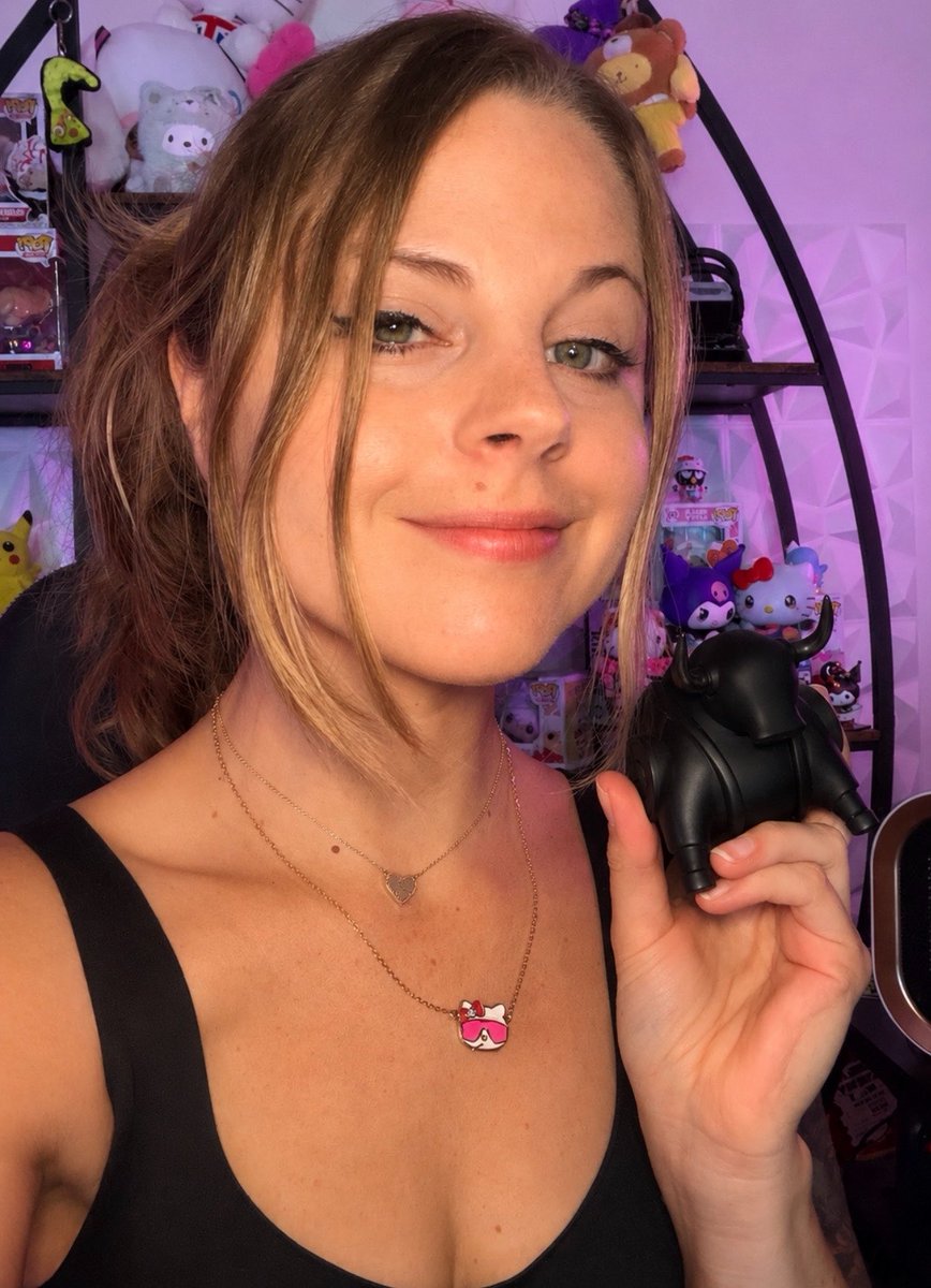 Ashley tweet media