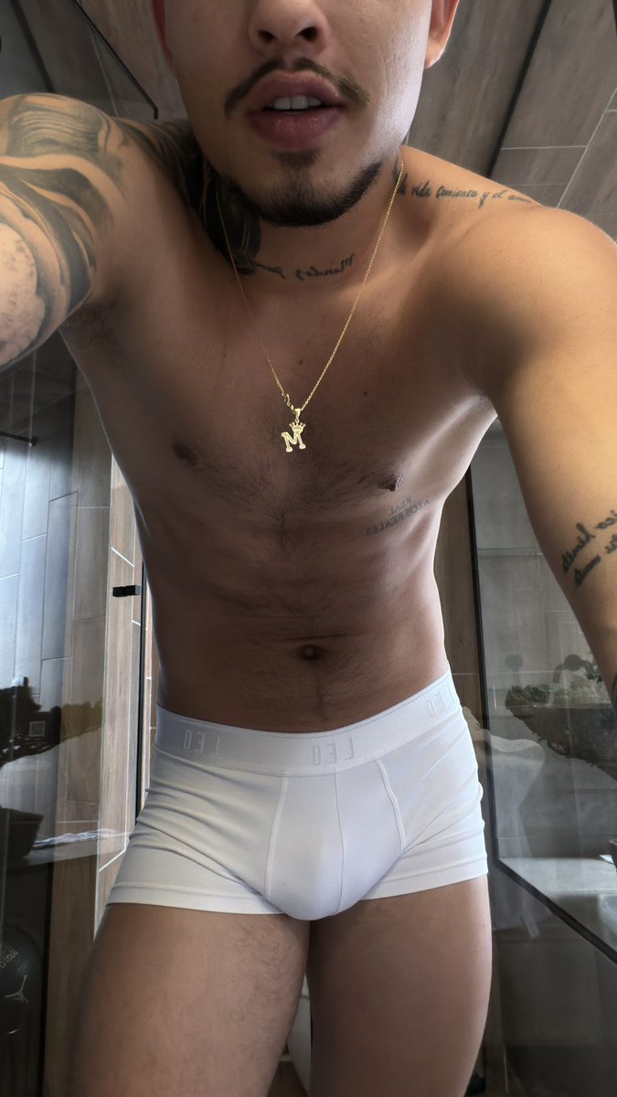 Danner1_0's tweet photo. Descuento en mi perfil de Onlyfans para vayan a ver el video que les dejé en mi Feet 

Me los bajan y me la llenan de saliva, crees que me alcancen a sacar la leche con la boca   

https://t.co/PbvpTBkKg5 😏🔥 https://t.co/eNKG4vnwnO