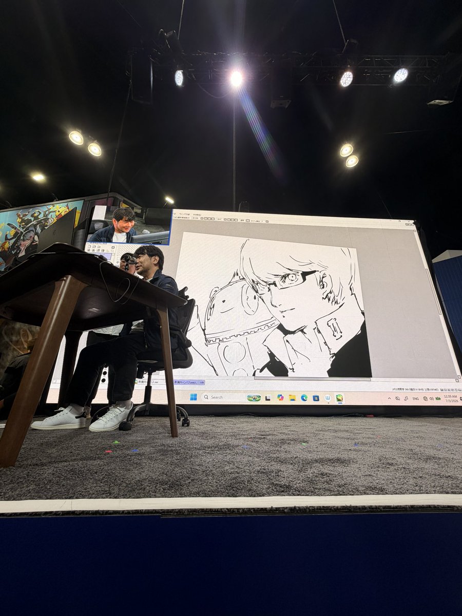 DominatorSmilin's tweet photo. Live drawing with Soejima was amazing https://t.co/yxdRBcxPTF