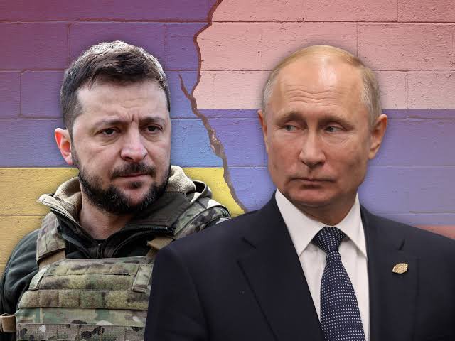 MAGAladyX's tweet photo. If you could stand with only one leader, who would you choose ?

🅰️. Vladimir Putin 
🅱️. Volodymyr Zelenskyy

🇷🇺🇺🇦👇🤔🧐 https://t.co/qas50VMnqP