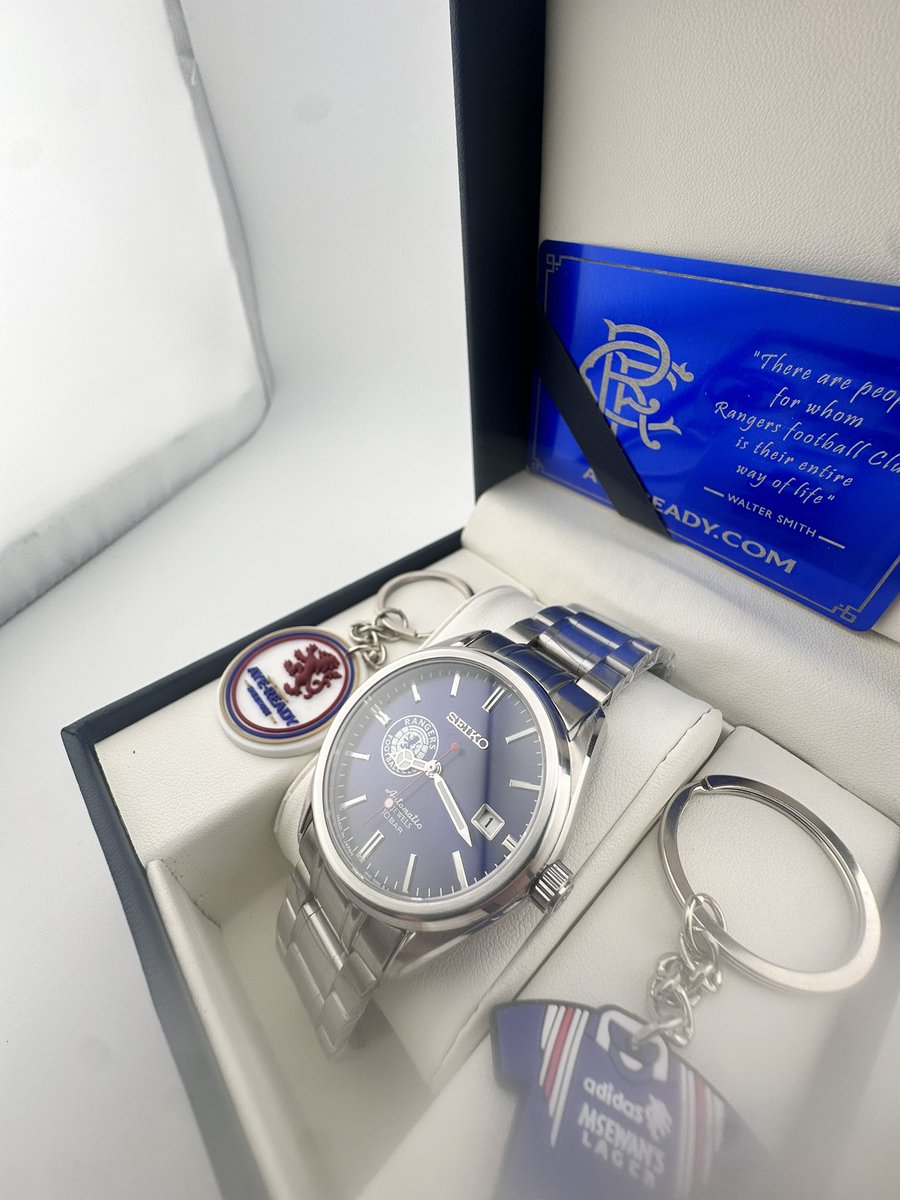 StevieMojo1872's tweet photo. Well it’s Friday and tools down for me 😃 
A nice seiko hand built by myself for a returning customer again 💙❤️ personally one of my favourite watches that I make 😃
Get yours from the website troops 
https://t.co/38V7Dg6CIP
Loud &amp; Proud 🏴󠁧󠁢󠁳󠁣󠁴󠁿🤝🇬🇧 https://t.co/Ii5kLNTRK1