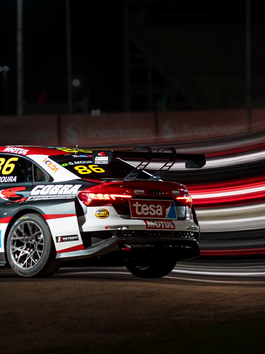 tcrsouthamerica's tweet photo. A arte de ir ao limite ⚡
El arte de ir al límite ⚡
#BradescoTCRSouthAmerica #BradescoTCRBrasil #TCRSeries #PixelStretch https://t.co/5WGi2z4zgF