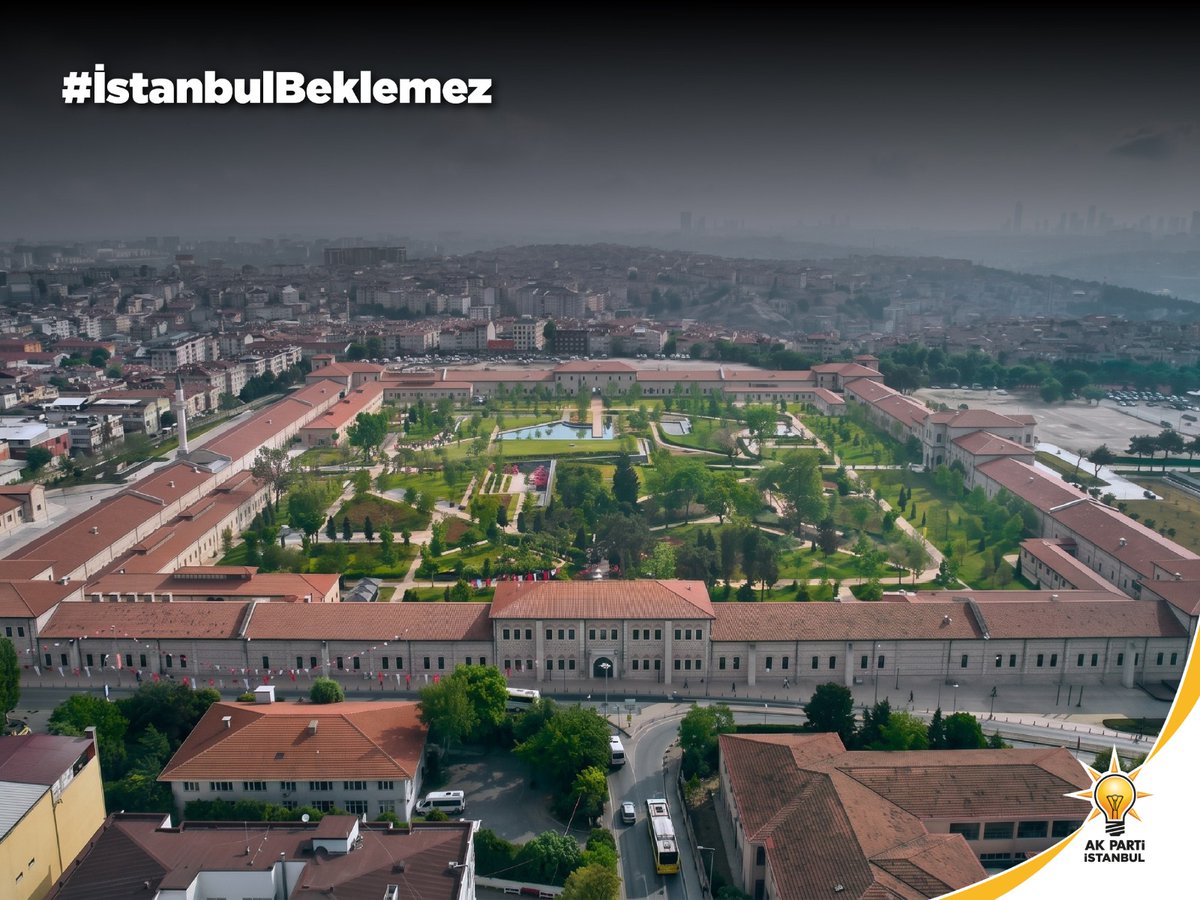 EsraAhmetogluu's tweet photo. #İstanbulBeklemez https://t.co/jSdzoO8c0P