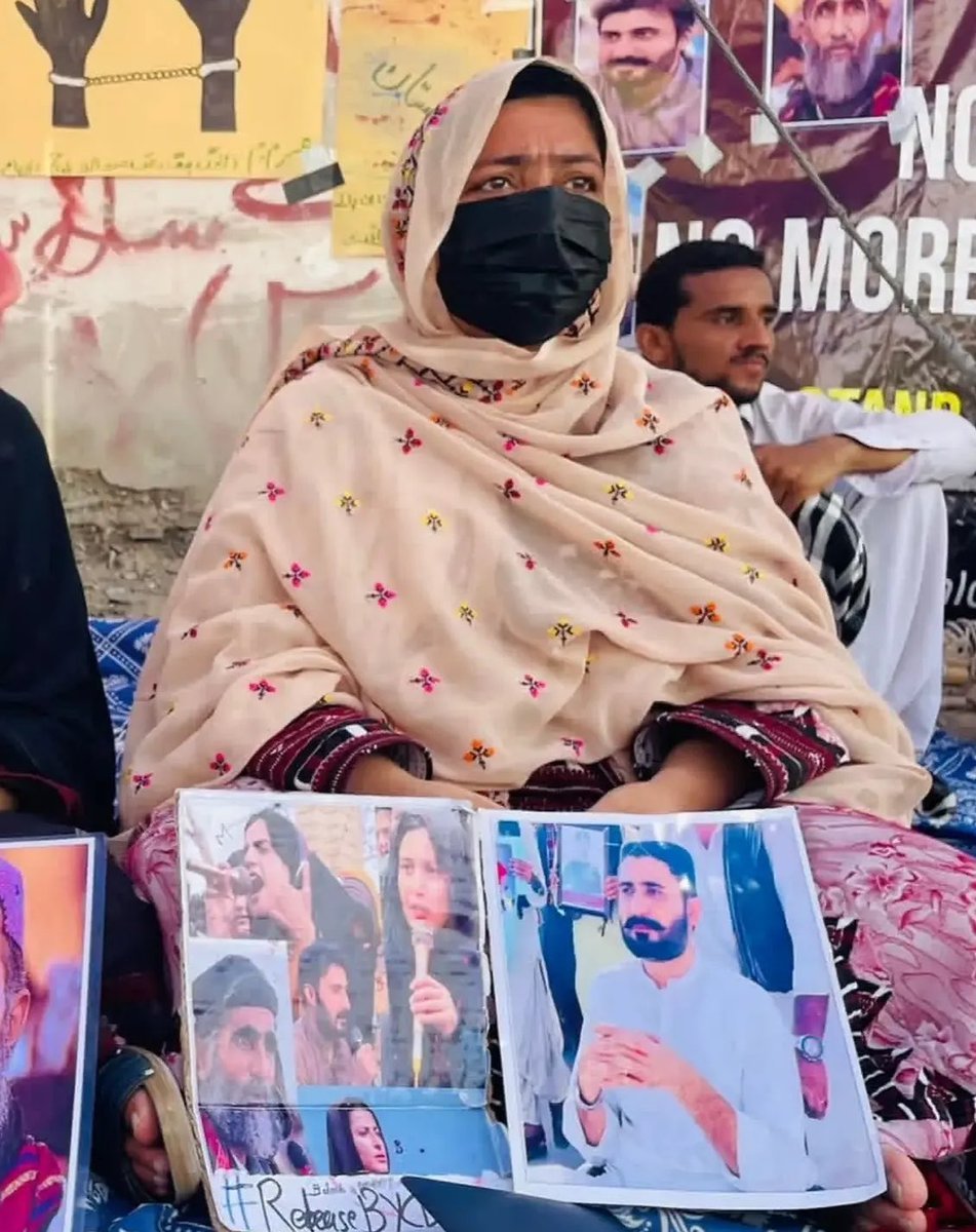 ADKH1996's tweet photo. They think they can drain our spirit by taking our daughters one by one.
They came for #Karima, they went for #Mahrang, they harassed #Sammi, and now they’ve taken #SyedBibi!
They’re playing a losing game.
1/2 @erinflorez01 @BenBeloushi
@zara_baloch27
#ReleaseSyedBibi https://t.co/wDxUVdj1AQ