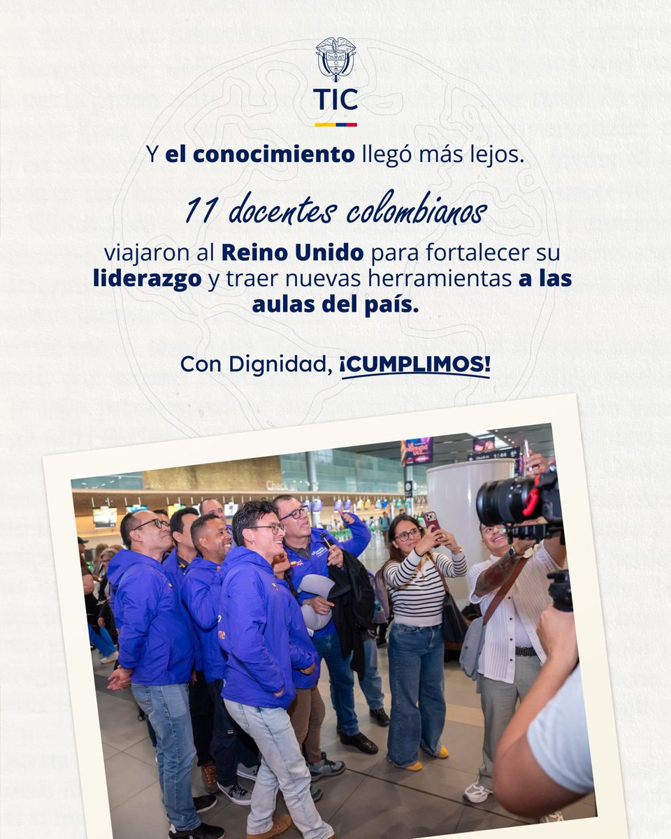Ministerio_TIC's tweet photo. Transformar la educación comienza por fortalecer a quienes están frente al aula. 📚💻

Cuando un docente incorpora el pensamiento computacional en su enseñanza, impulsa en sus estudiantes habilidades para analizar, crear, resolver problemas y afrontar los desafíos del mundo digital.

Seguimos construyendo una educación con más oportunidades para las nuevas generaciones. 🇨🇴✨

#ConDignidadCumplimos #MinTICCumplió