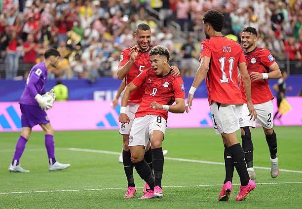 1SMi_'s tweet photo. 🚨🚨🚨⚠️ عــاجــل ورســمــيًــا ⚠️🚨🚨🚨

إمام عاشور يعادل الرقم القياسي ويصبح اكثر لاعب مصري سجل اهداف في كاس العالم في نسخة واحدة (2 هدفين) https://t.co/w3ThI9t4p2